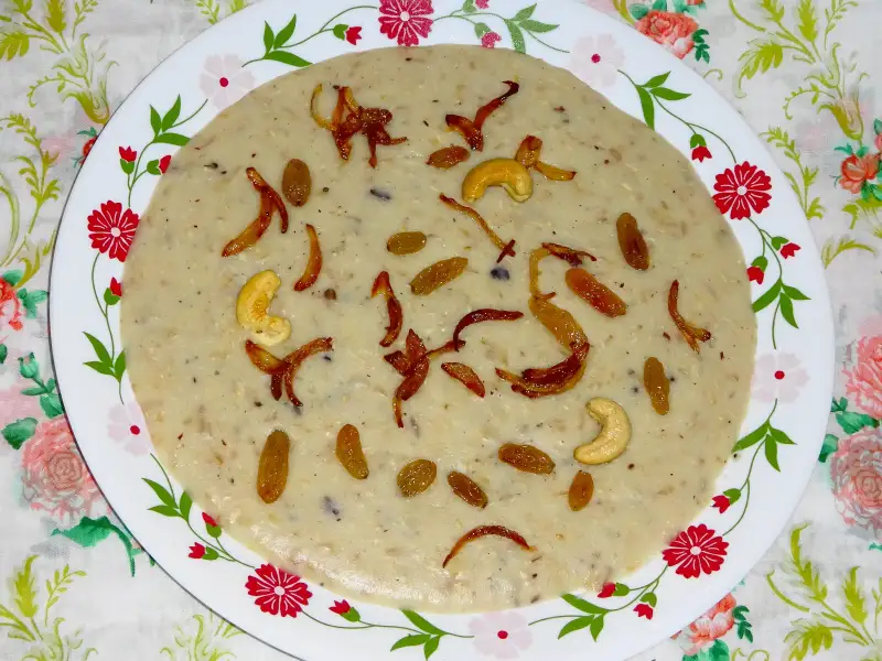 Aleesa, mingau de trigo com frango de Malabar