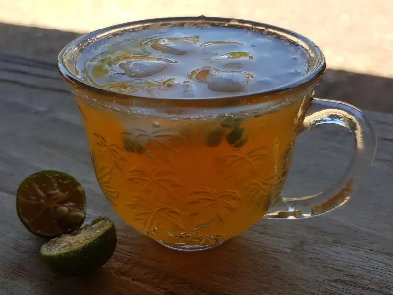 Bevanda a base di succo di calamansi