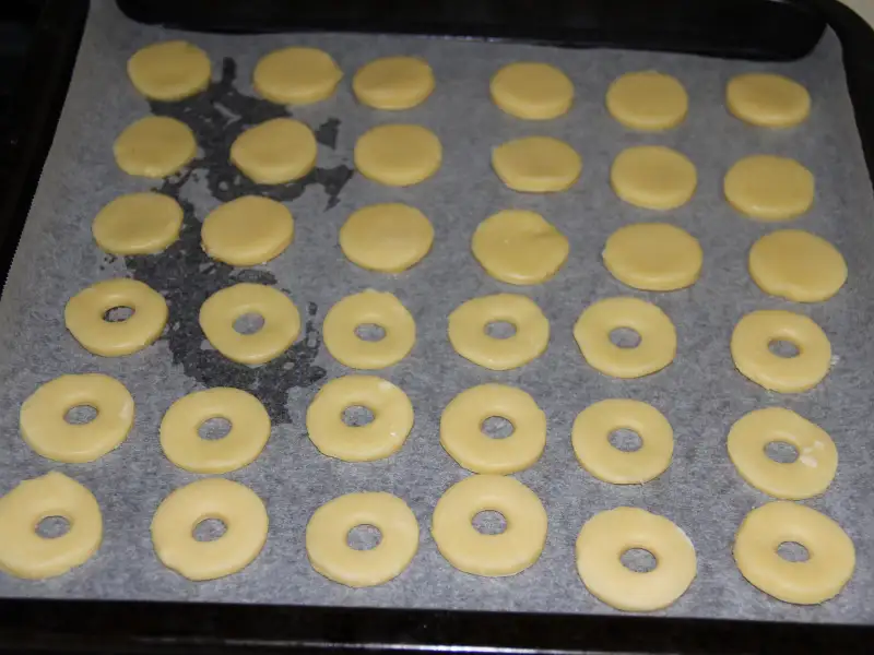 Shirini de Mashhad, biscotti persiani farciti con marmellata