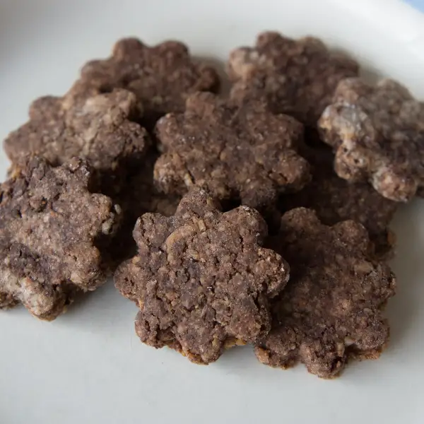 Brunsli de Bâle, biscuits au chocolat et aux amandes