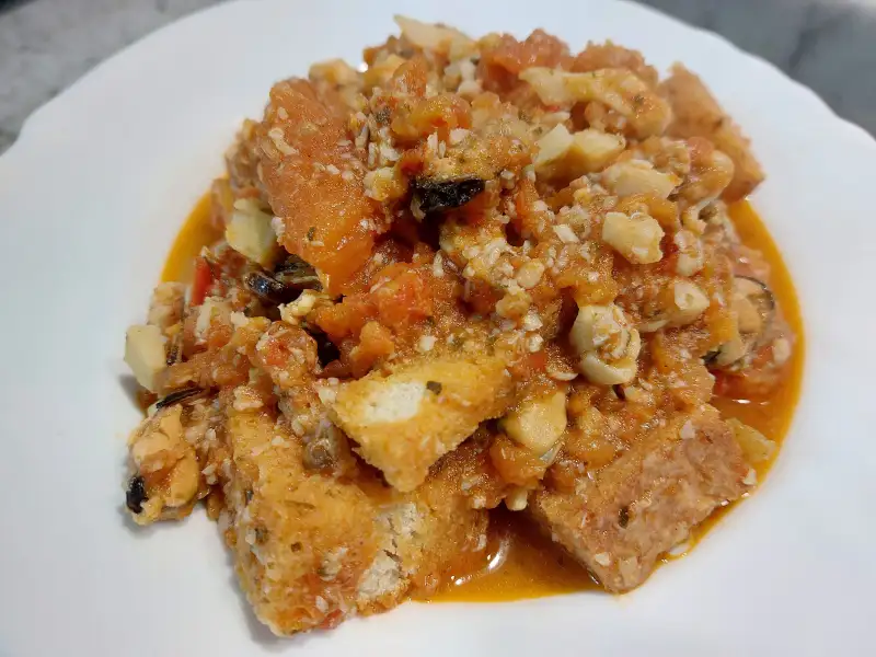 Cacciucco: sopa de peixes toscana