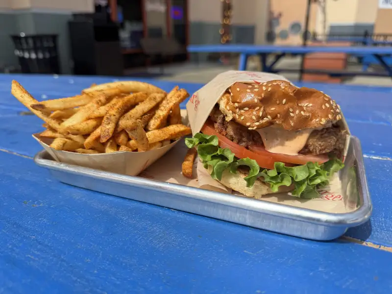 Cajun hamburger