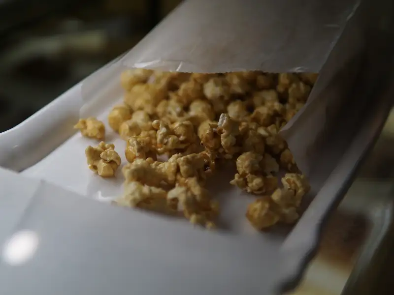 Caraméis macios noruegueses com creme