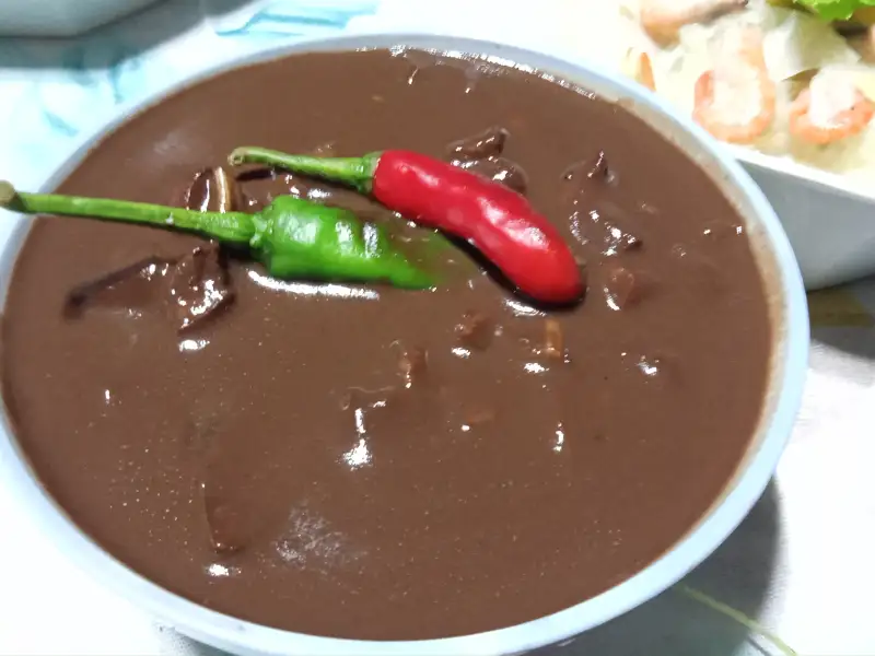 猪血炖肉