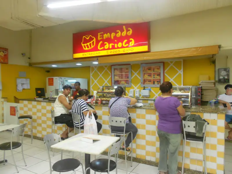 Empada de frango com ervas