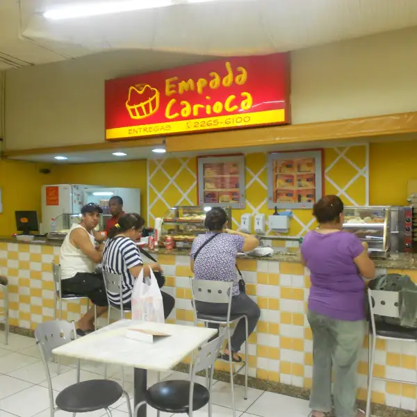 Empada do Rio au poulet et aux aromates