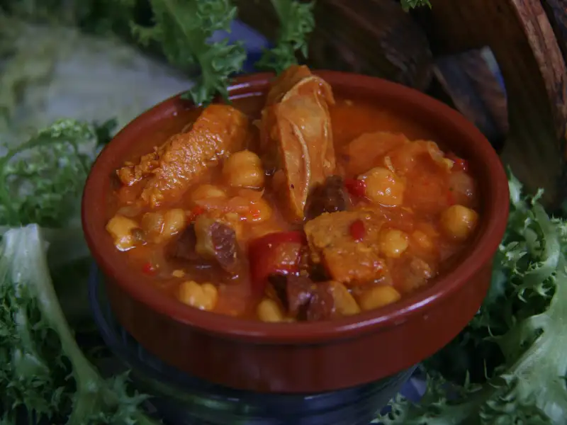 Sopa rústica, cozido catalão