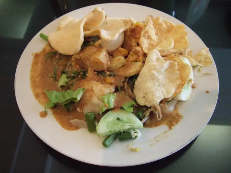 Gado-Gado: Ein indonesisches Gemüsesalat