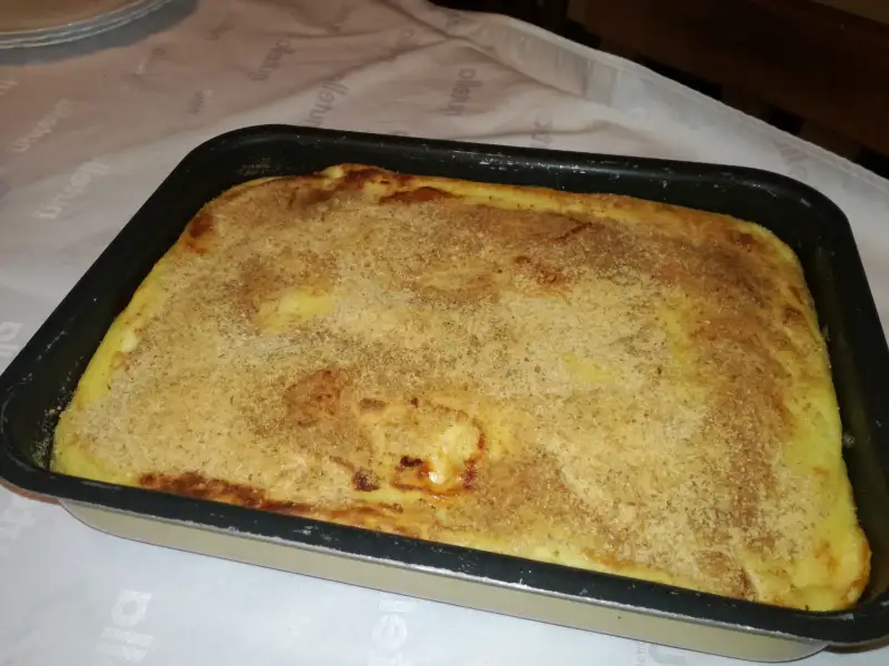 Gato napolitano, bolo de batata com presunto