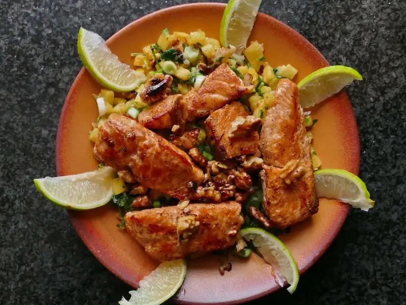 Grilled salmon with walnut salsa