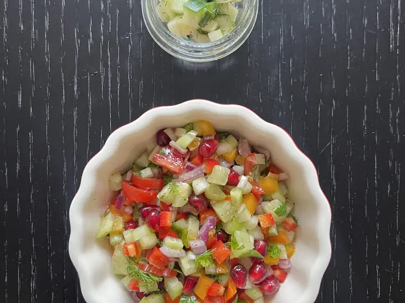 Gurkensalat mit Dill und Sauerrahm
