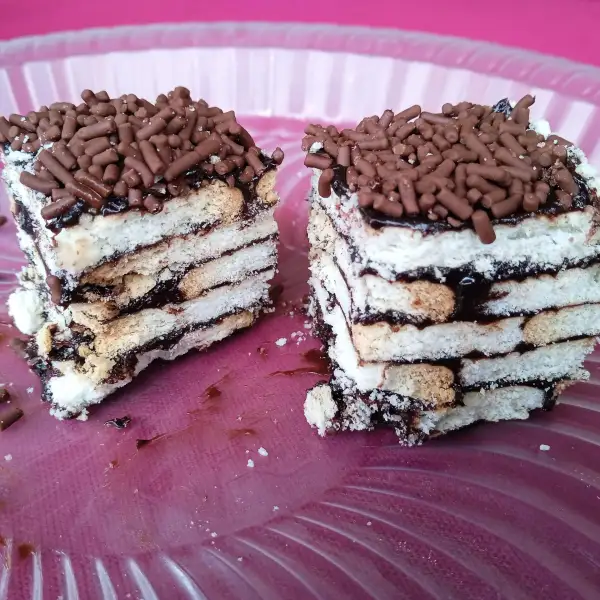 Kek batik au chocolat malté et aux biscuits Marie