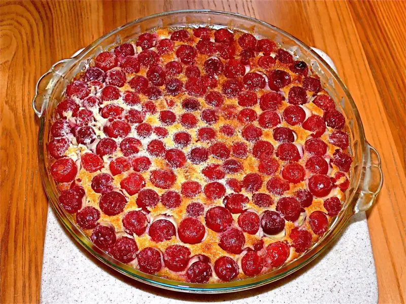 Clafoutis z czarnych wiśni