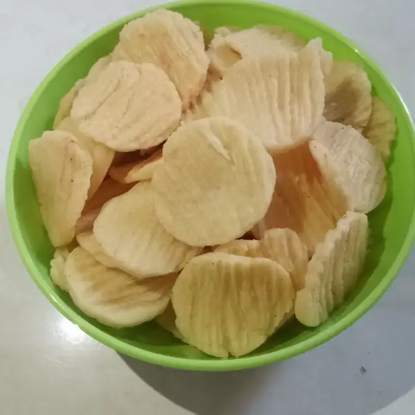 Kue arai pinang, small French-style potato balls