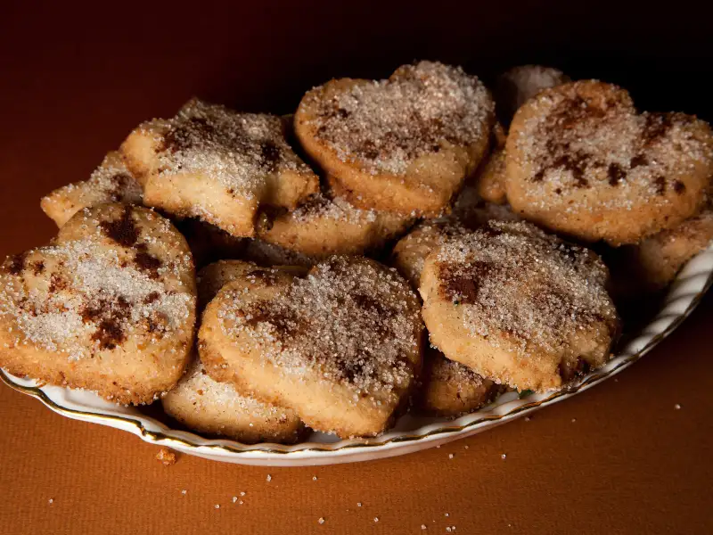 Biscoitos amanteigados com amêndoas e limão siciliano
