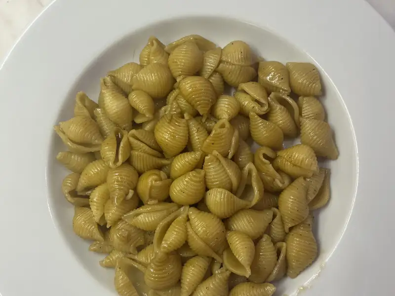 Nudeln mit Butter