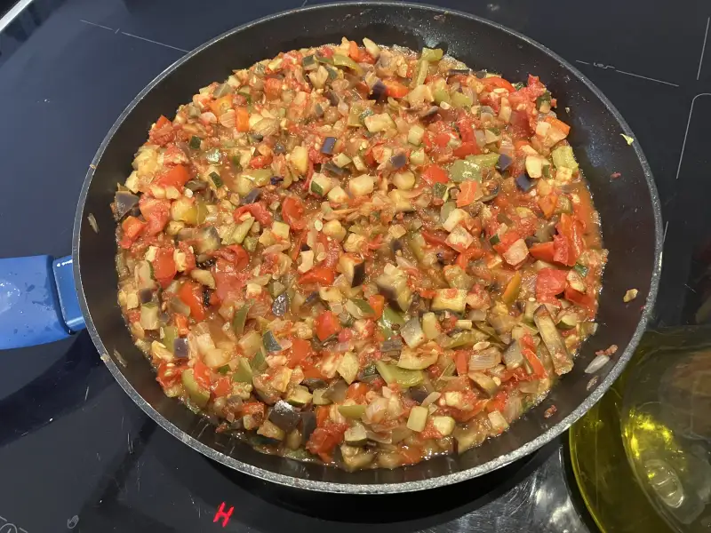 西班牙式牛肉馅的西班牙火腿