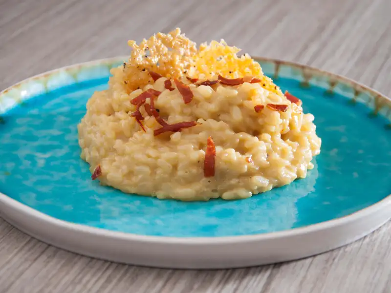 Risotto alla milanese con zafferano e midollo