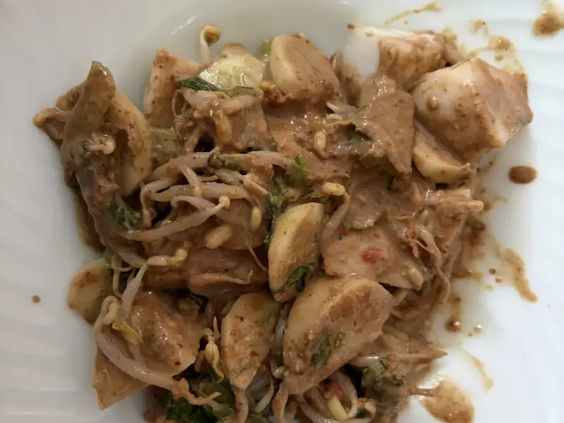 Rujak kangkung, liseron d'eau sauce pimentée