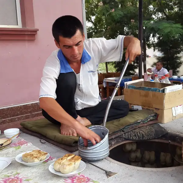 Samsa, kleine Fleisch-Pasteten