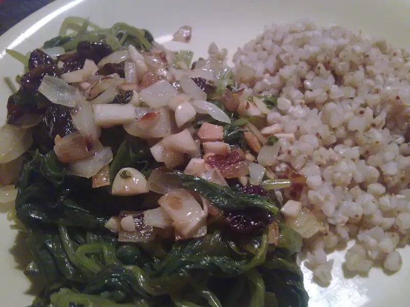 Spinaci alla catalana