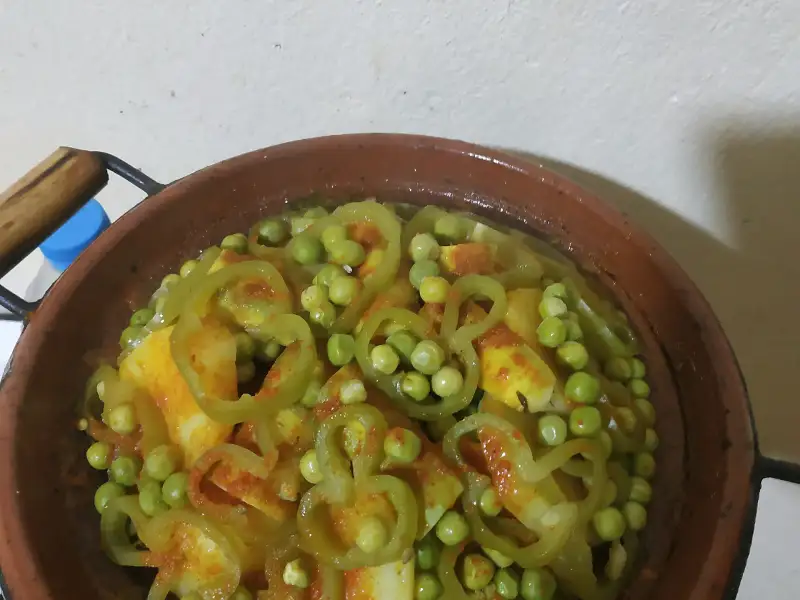 塔吉风格的蔬菜炖菜