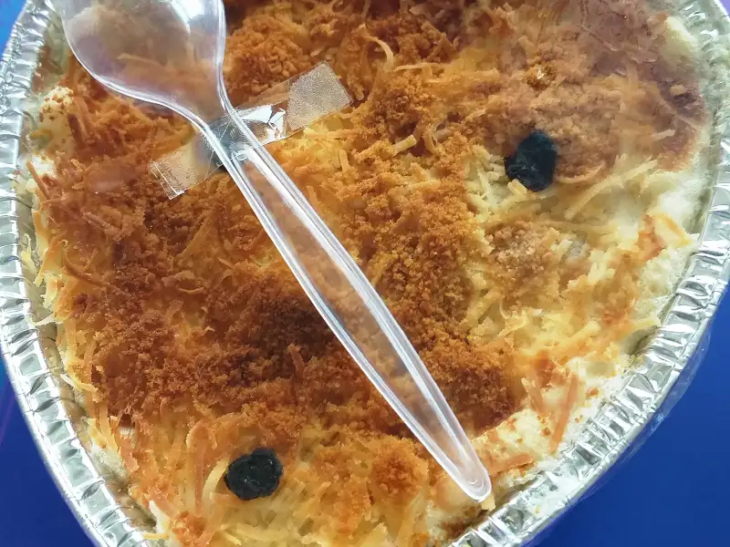 Torta de biscoito, flan de coco de Manado