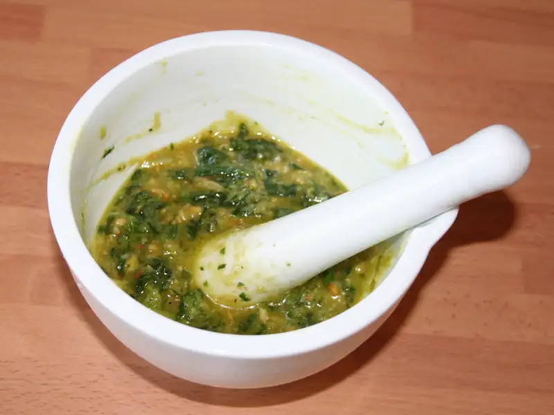 Trapanese pesto