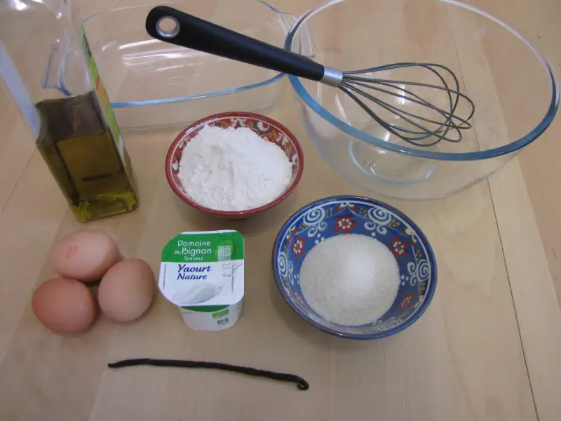 Yogurt cake